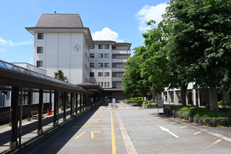 金沢市立病院
